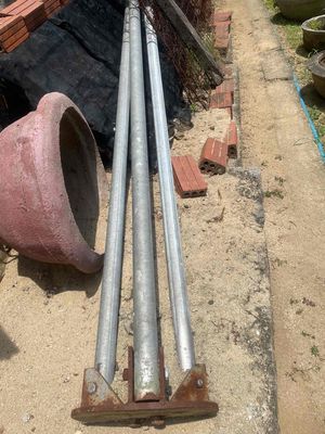 bộ chân thó để treo balan tời cây cảnh  chưa dùng. Mua bán Nội thất, đồ gia dụng khác tại Huyện Duy Xuyên Quảng Nam được đăng bởi hoang