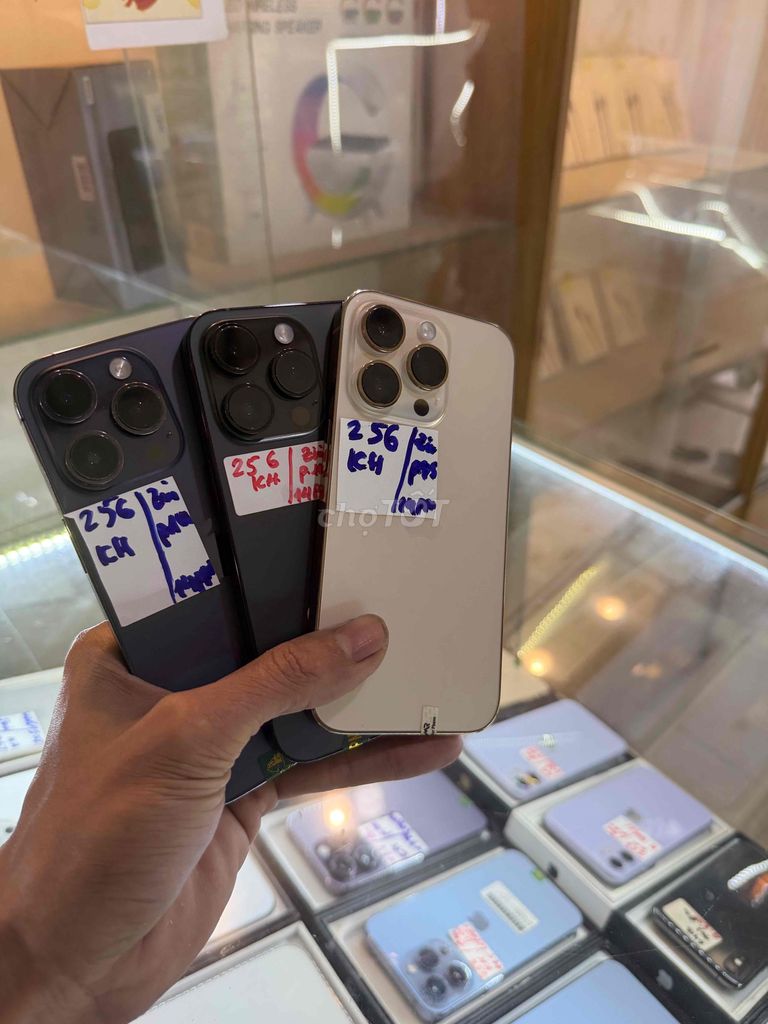 Apple iPhone 14 Pro 256GB Vàng Đã dùng. Mua bán Điện thoại tại Quận Hoàng Mai Hà Nội được đăng bởi thanh lê hình 1