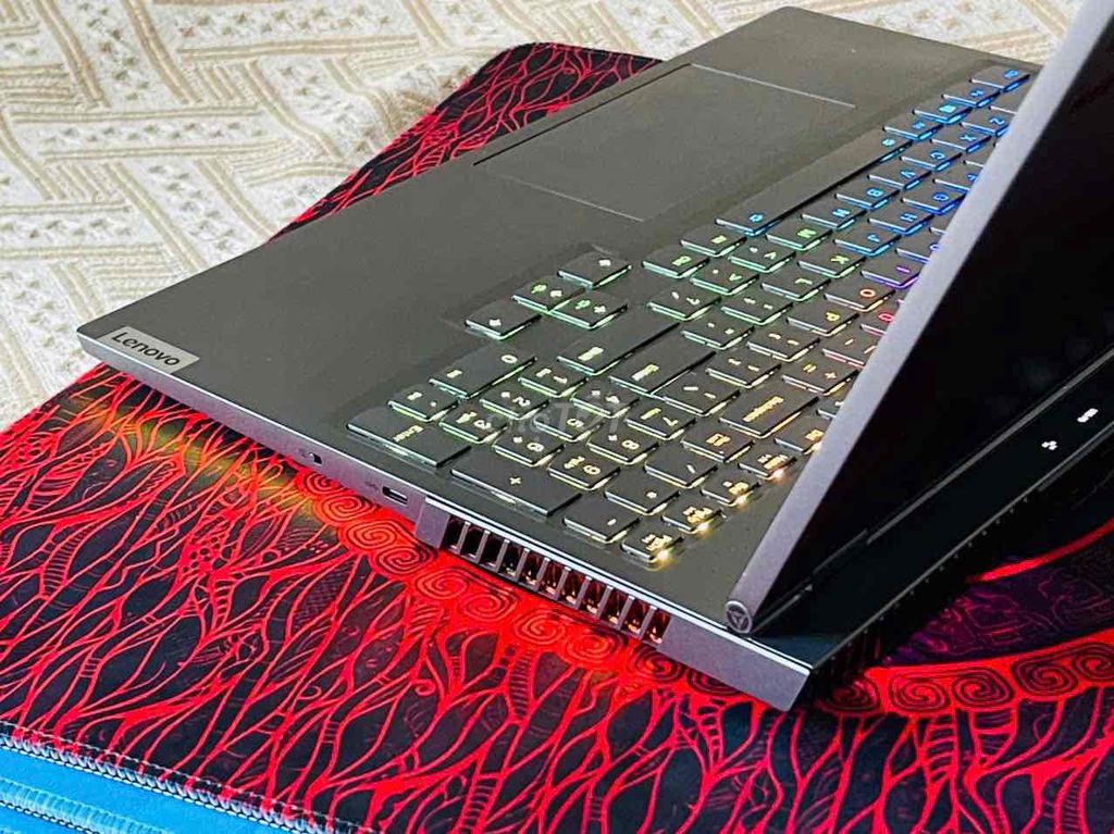 Lenovo Legion 7 Ryzen 7 16 inch 16GB/512GB. Mua bán Laptop tại Quận Bình Thạnh Tp Hồ Chí Minh được đăng bởi Minh Quân hình 1