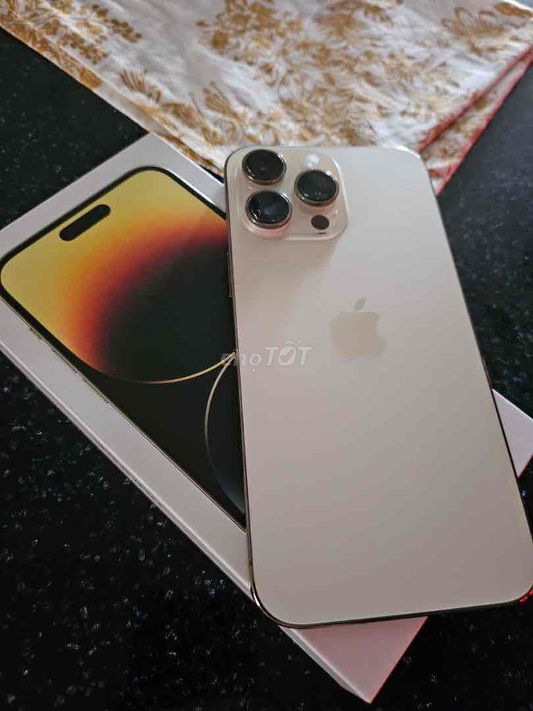 iphone 14 ProMax 128 Gold mới xài 3 tháng Fullbox