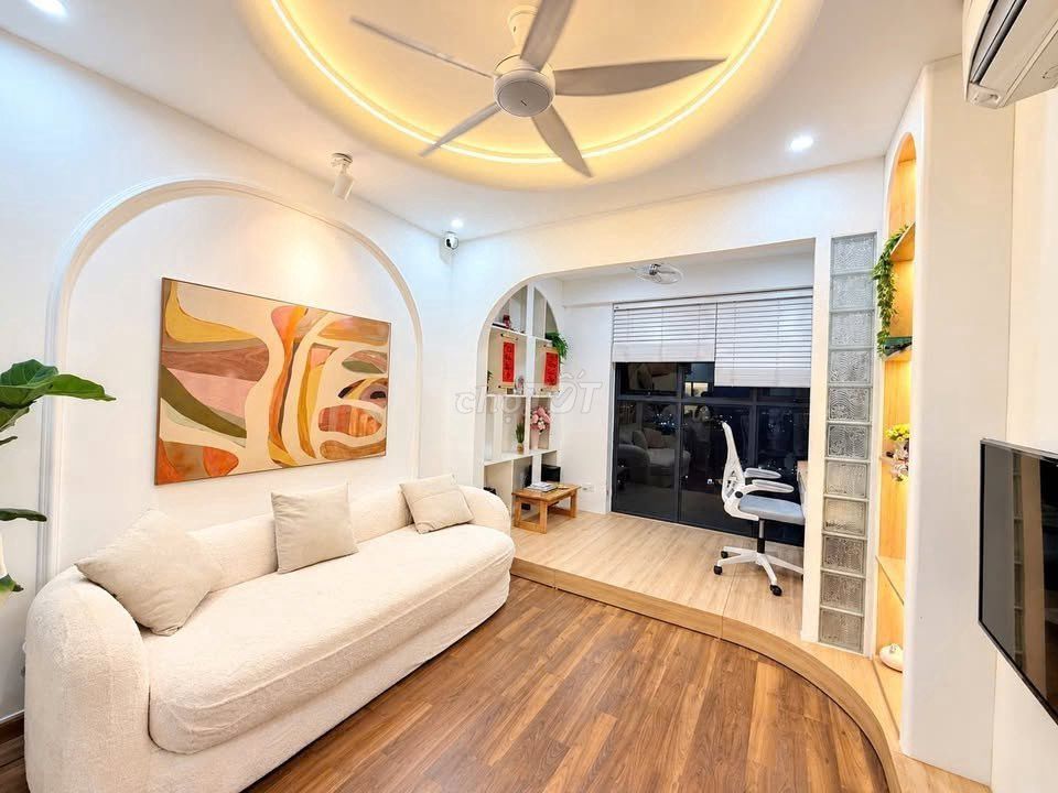 Квартира с 2 спальнями в Goldmark City, 78 кв.м