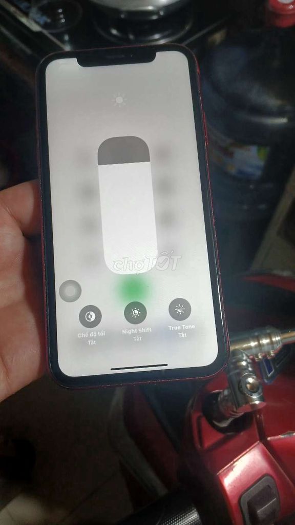 Iphone xr.  64G . Mua bán Điện thoại tại Quận 12 Tp Hồ Chí Minh được đăng bởi hà anh hình 1