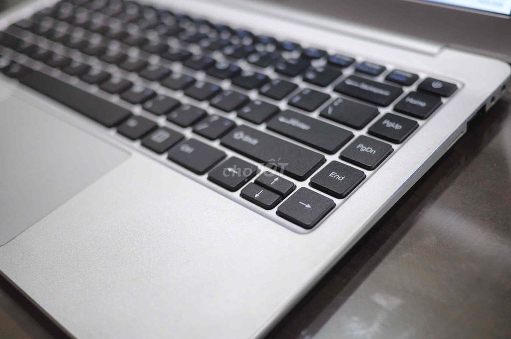 Laptop Masstel Bạc. Mua bán Laptop tại Quận Hà Đông Hà Nội được đăng bởi Tên chưa cung cấp hình 1