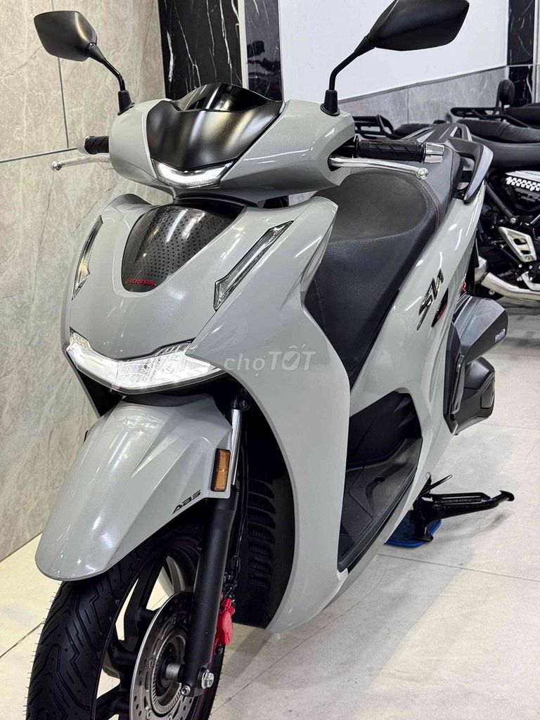 Honda SH350 V2 2.000 км Серый