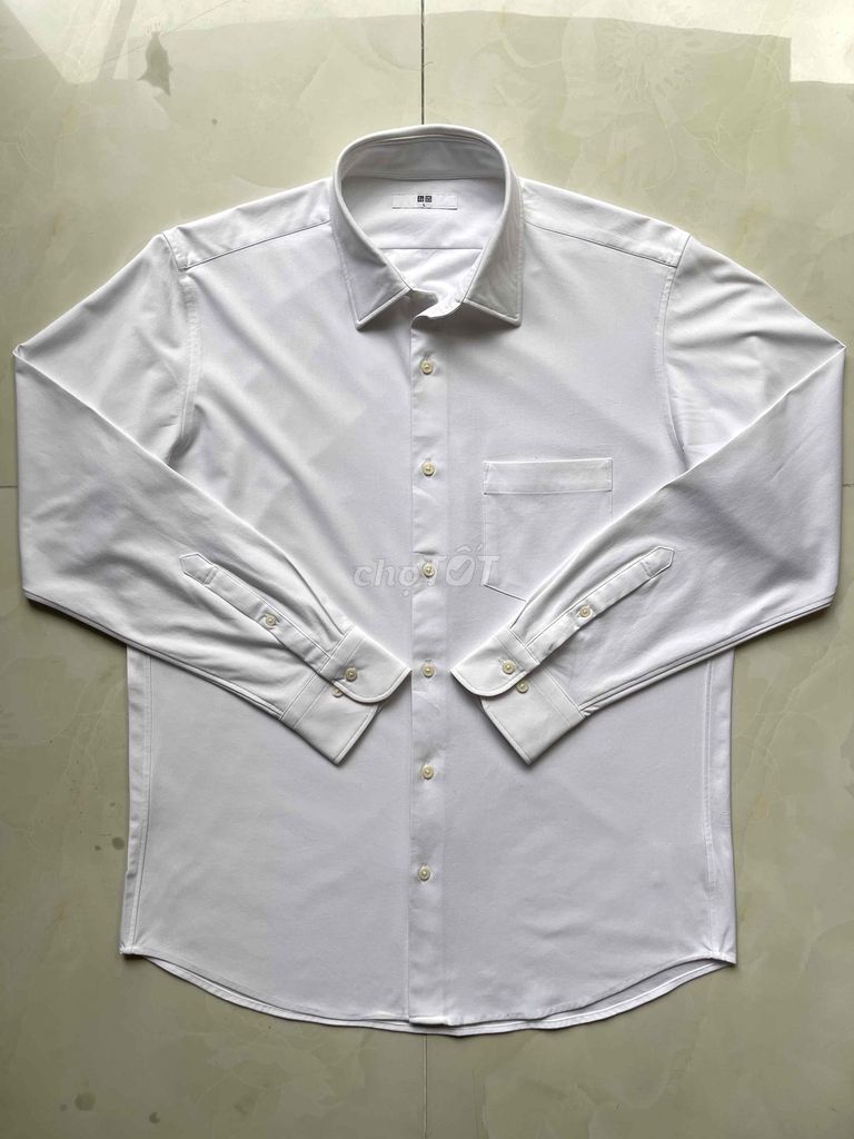 Sơ mi Uniqlo 431426 Polyester size L chính hãng. Mua bán Quần áo tại Quận 11 Tp Hồ Chí Minh được đăng bởi Vũ Đức Thịnh  hình 1