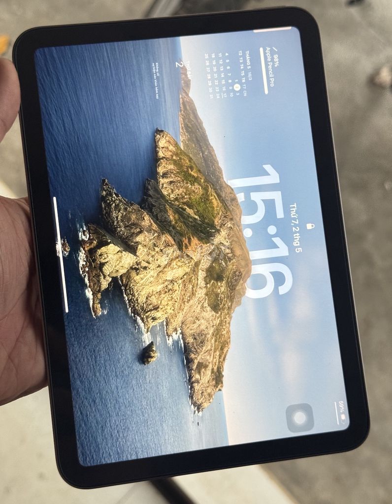 Cần pass lại iPad mini 7 (128gb - Xám). Mua bán Máy tính bảng tại Thành phố Tân An Long An được đăng bởi Lý Trọng Nhân hình 1