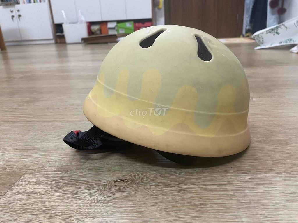 Nón bảo hiểm trẻ em. Mua bán Mẹ và bé tại Quận Ba Đình Hà Nội được đăng bởi Phạm Hoàng hình 1