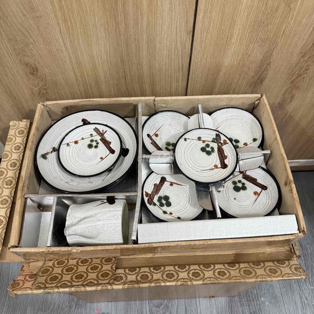 Bộ đồ ăn sứ Nhật Bản. Mua bán Dụng cụ nhà bếp tại Thành phố Trà Vinh Trà Vinh được đăng bởi Hà Như Như hình 1