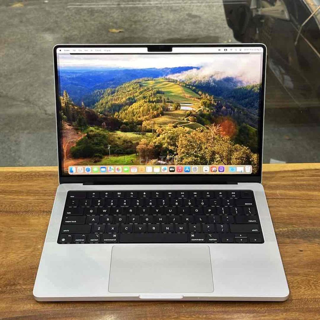 Macbook Pro 14" M1 Pro 16/512 Silver 99%