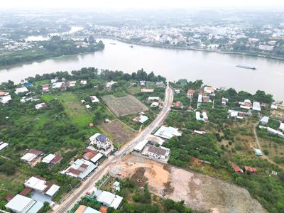 HÀNG HIẾM!!! Đất đối diện TP Tân Uyên 5x18 90m2 giá 1030