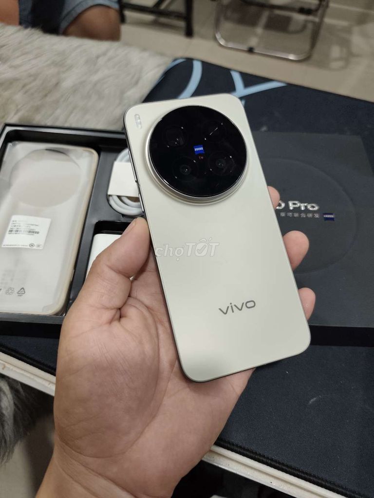 Vivo X300 Pro 12GB/256GB Xám 99%. Mua bán Điện thoại tại Quận Bình Thạnh Tp Hồ Chí Minh được đăng bởi Hoàng Giang hình 1