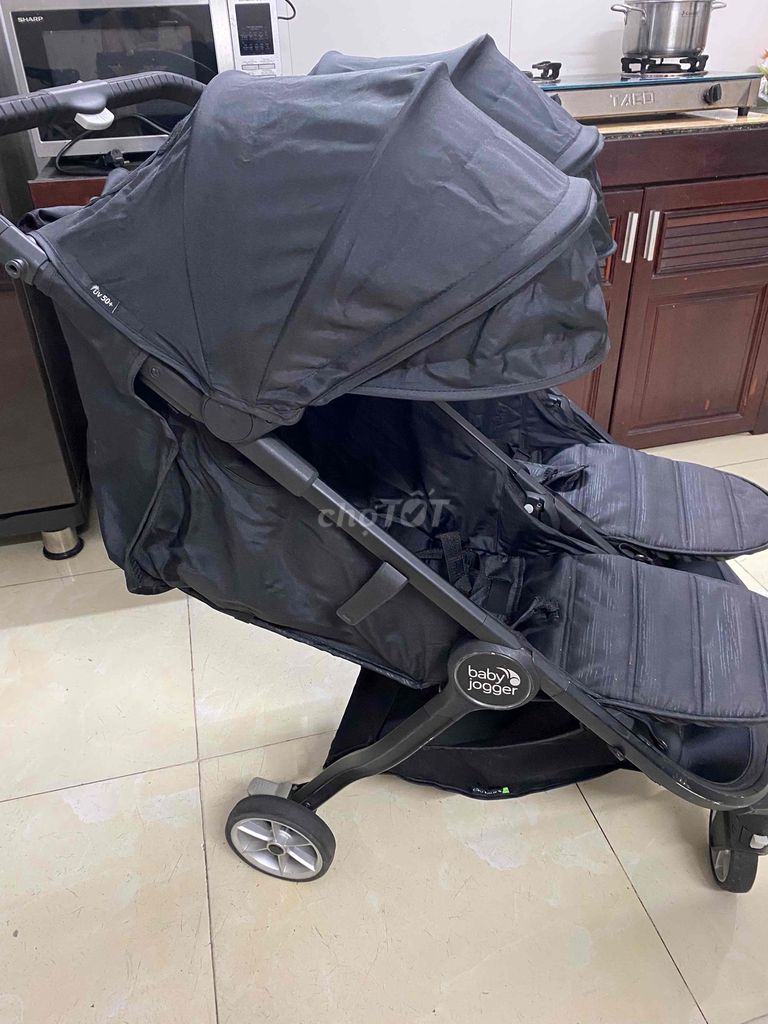 xe đẩy đội baby jogger rất xịn