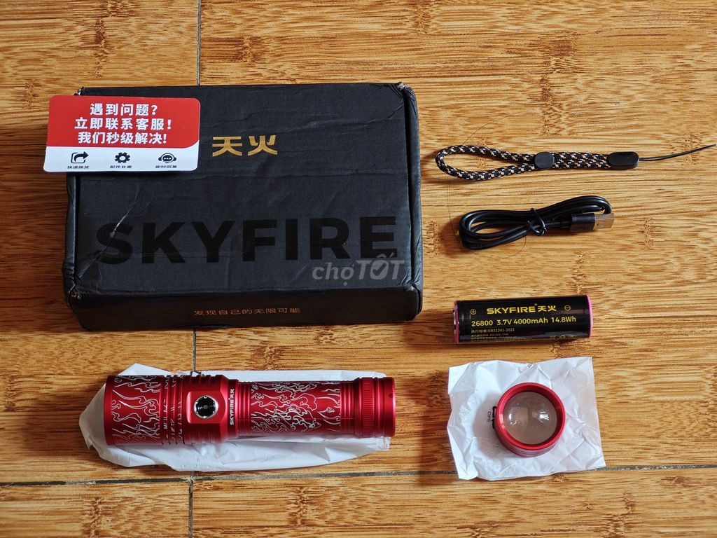 Đèn pin Skyfire SF-2014J Đỏ vân. Mua bán Đèn tại Quận Tân Bình Tp Hồ Chí Minh được đăng bởi Mai Phú hình 1