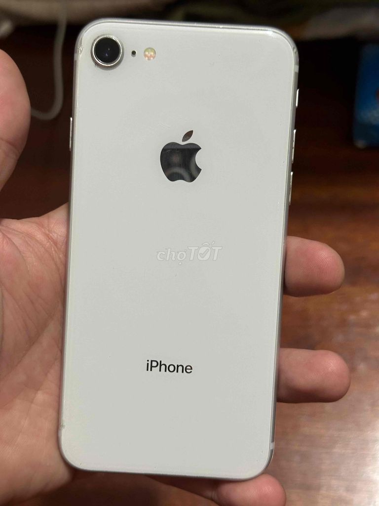 Apple iPhone 8 64GB Trắng Đã sử dụng. Mua bán Điện thoại tại Huyện Càng Long Trà Vinh được đăng bởi Luận hình 1