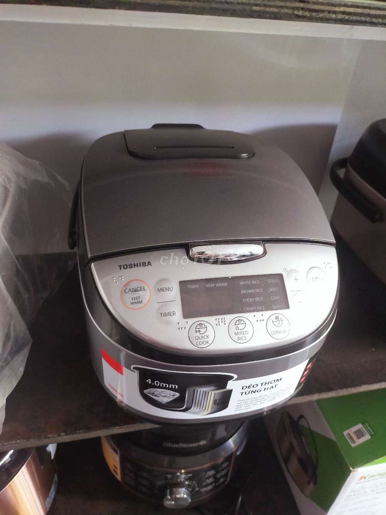 Nồi cơm điện Toshiba 1.8 lít Xám Kim loại. Mua bán Bếp, lò, đồ điện nhà bếp tại Quận Cẩm Lệ Đà Nẵng được đăng bởi Bùi Văn Thái  hình 1