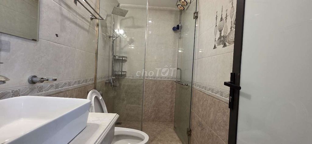 CĂN HỘ KHẮP NẮNG, ĐẦY ĐỦ NỘI THẤT CAO CẤP - VÀO Ở NGAY!​