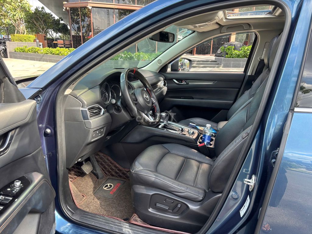 Mazda CX 5 2017 2.0 AT - 72000 km. Mua bán Ô tô tại Quận 4 Tp Hồ Chí Minh được đăng bởi Phi hình 4