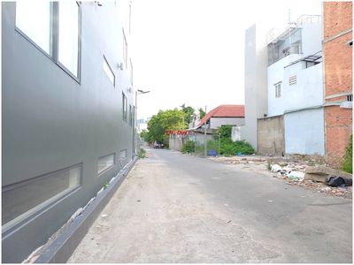 Cần tiền bán rẻ lô đất ngang 4,5m KHu Kiều Đàm, giá 8,3 tỷ. Mua bán đất tại Quận 7 Tp Hồ Chí Minh được đăng bởi Duy