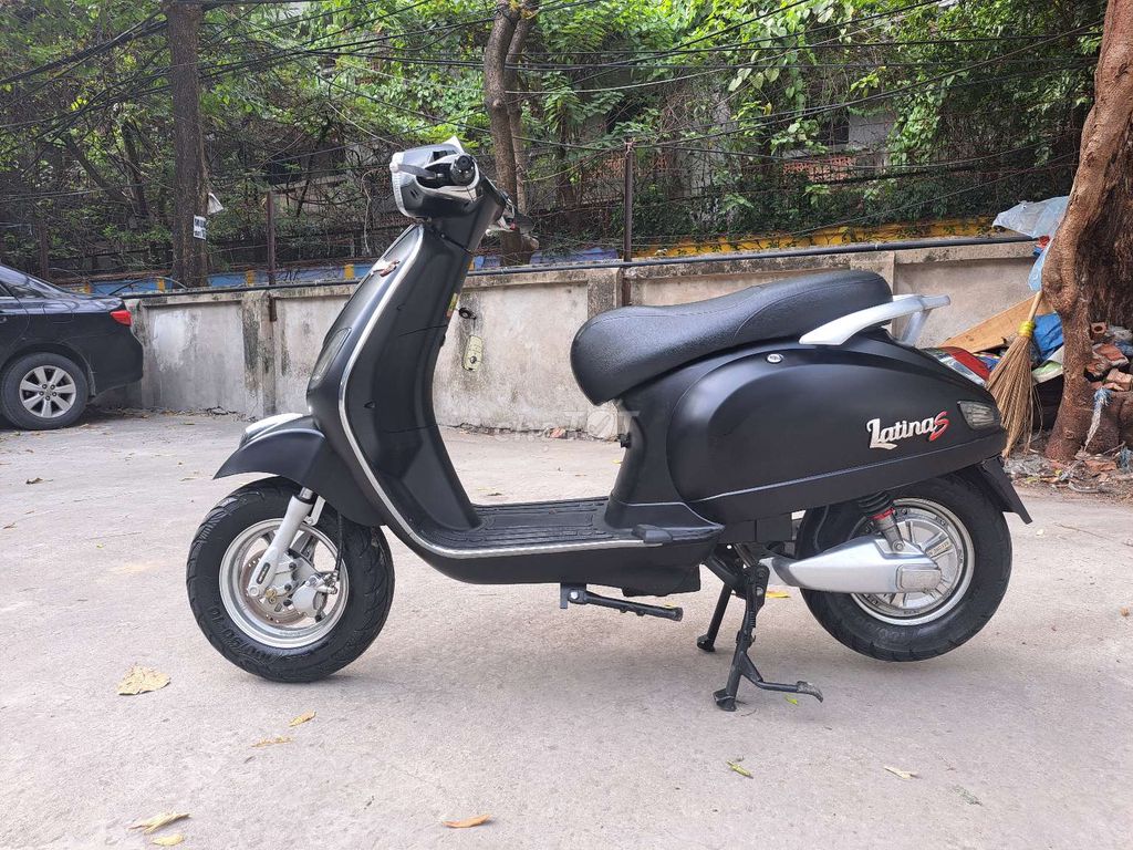 Bán xe điện Vespa LatinaS đời cao