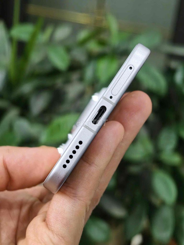 Honor Magic 8 Pro Air 12GB/512GB Trắng fullbox. Mua bán Điện thoại tại Quận Hoàng Mai Hà Nội được đăng bởi trần khương androi hình 1