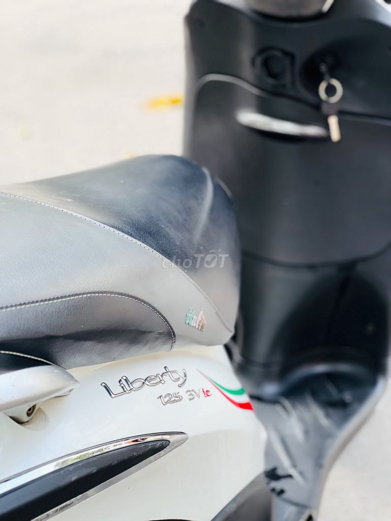 LIBERTY 125 3V IE BIỂN HÀ NỘI ĐỜI CHÓT. Mua bán Xe máy tại Quận Cầu Giấy Hà Nội được đăng bởi Đỗ Mai hình 4