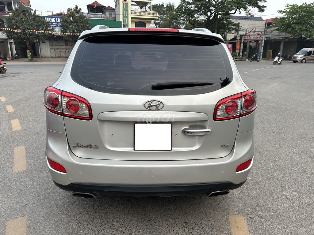 Hyundai Santafe SLX cuối 2009 form 2010 Máy EVGT. Mua bán Ô tô tại Huyện Sóc Sơn Hà Nội được đăng bởi Salon Auto Đào Hằng hình 20