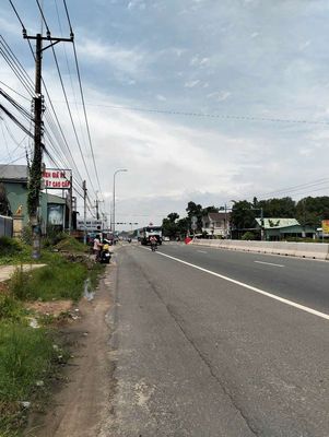 Cho thuê xưởng 1260m có cẩu tự hành 5 tấn Bến Cát Bình Dương. Cho thuê văn phòng, mặt bằng kinh doanh tại Thị xã Bến Cát Bình Dương được đăng bởi Trần Thắng