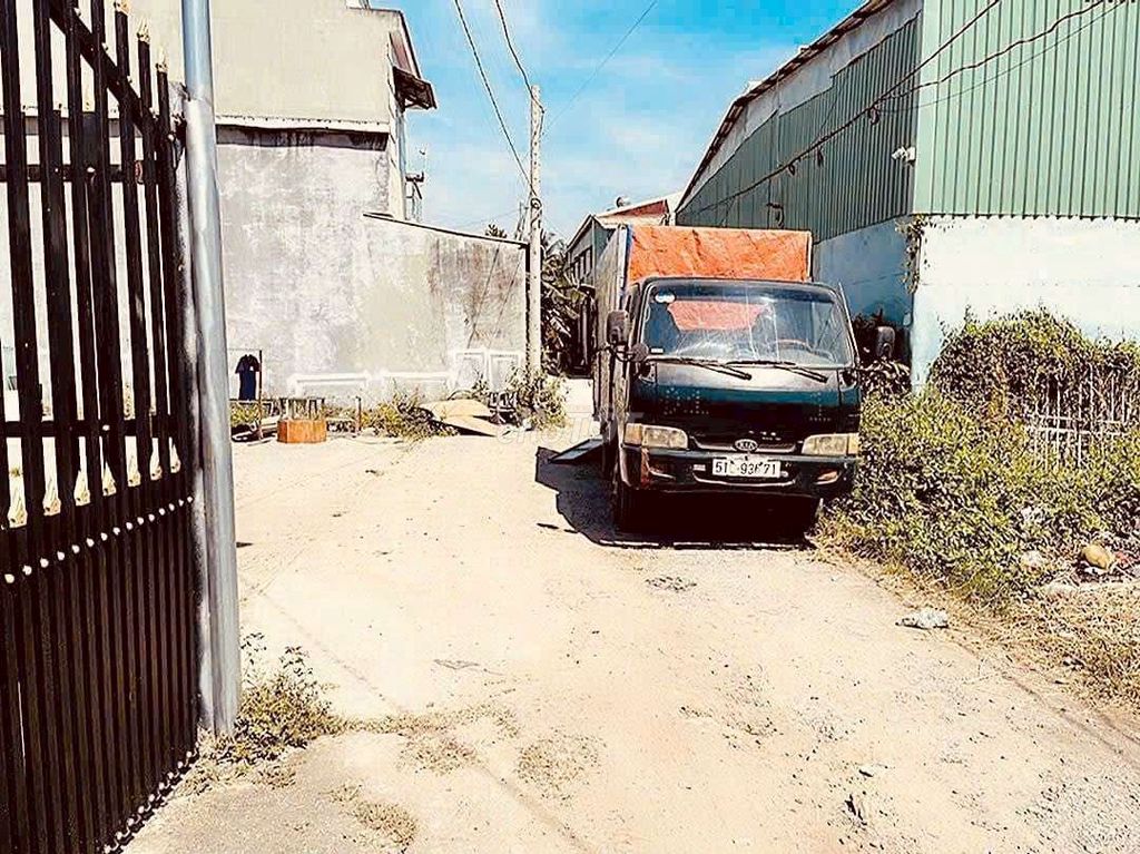 ĐẤT GIÁ RẺ AN SƠN ,DT 379 M THỔ CƯ 80 M GIÁ CHỈ 3ty030. Mua bán đất tại Thành phố Thuận An Bình Dương được đăng bởi Tân Nguyễn hình 4