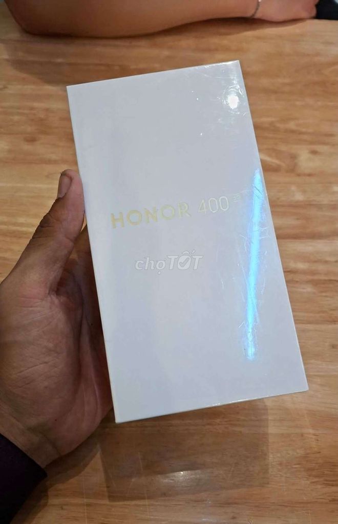 Honor 400 5G 256GB Vàng. Mua bán Điện thoại tại Quận 8 Tp Hồ Chí Minh được đăng bởi hoàng Nhân hình 1