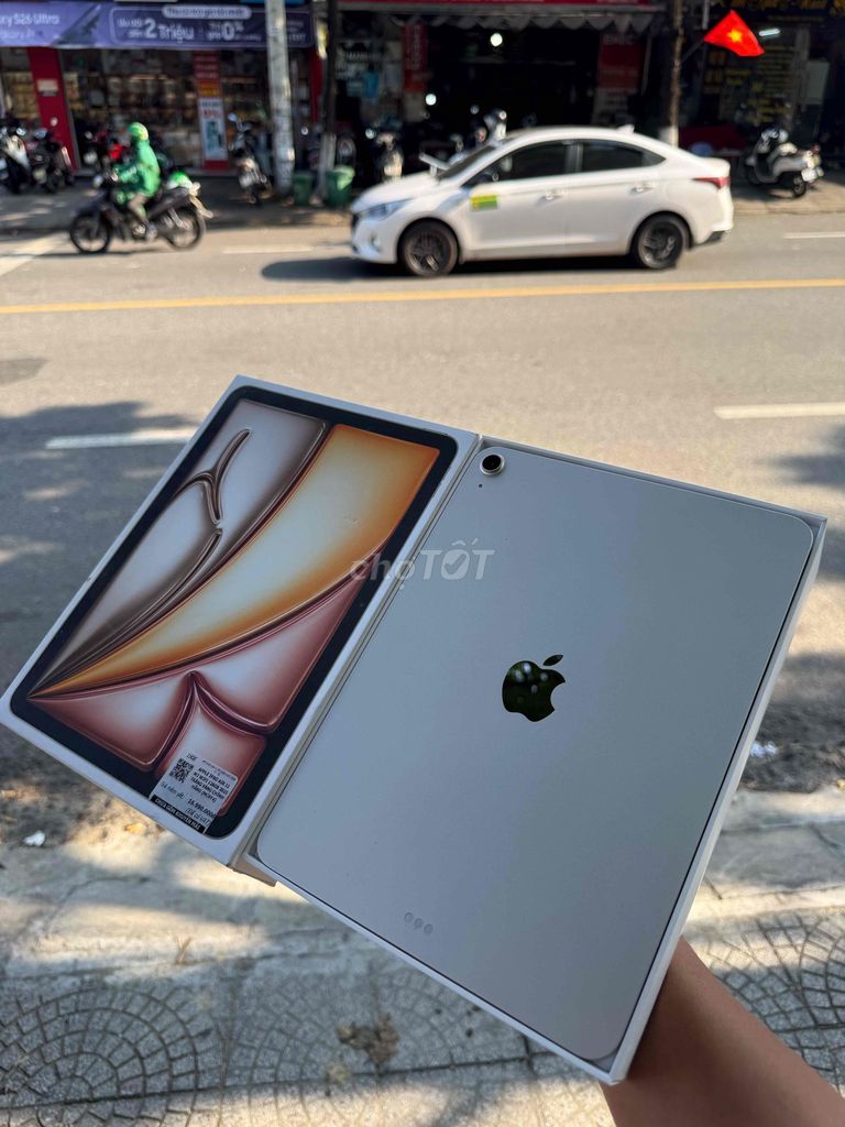 Apple iPad Air 7 (M3) Bạc. Mua bán Máy tính bảng tại Quận Hải Châu Đà Nẵng được đăng bởi TH hình 1
