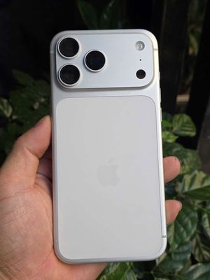 Apple iPhone 17 Pro Max ZIN ĐẸP PIN 100% BH T3/27