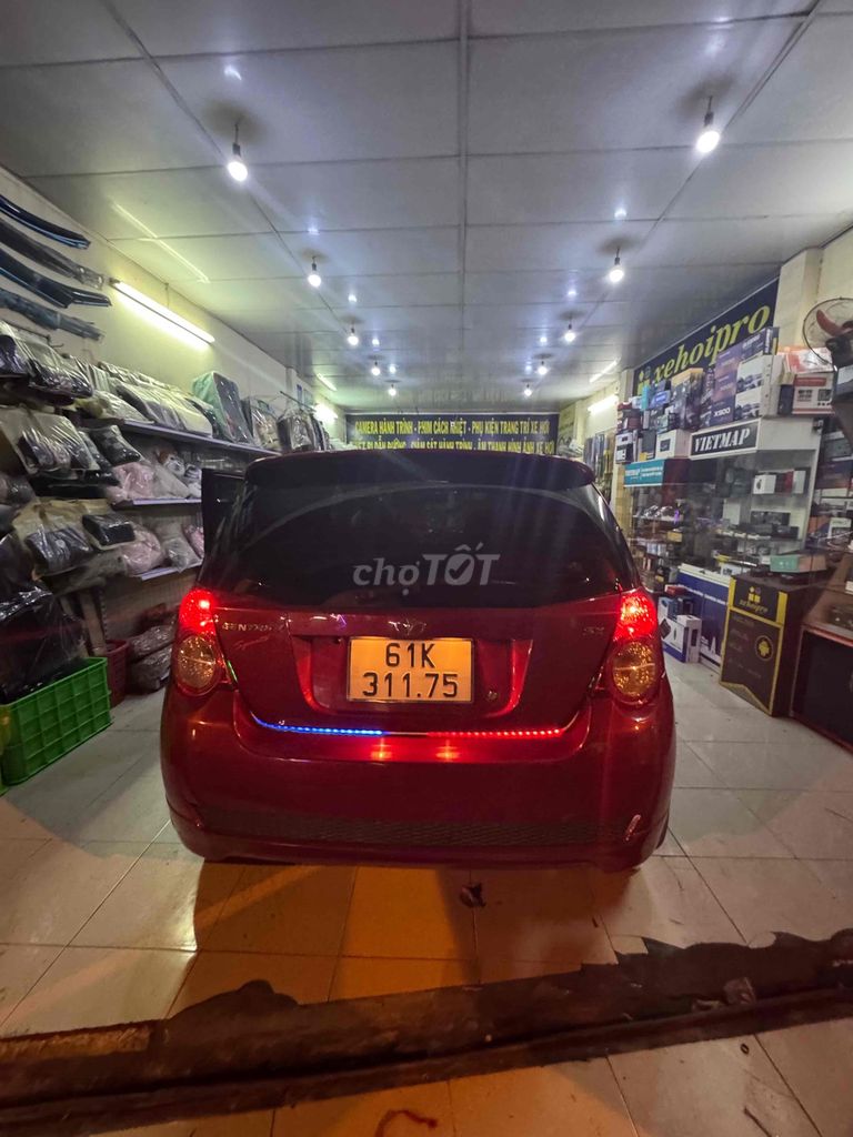 cần bàn gấp xe mua về chỉ việc đi .. Mua bán Ô tô tại Quận Tân Bình Tp Hồ Chí Minh được đăng bởi Quang Dũng hình 2