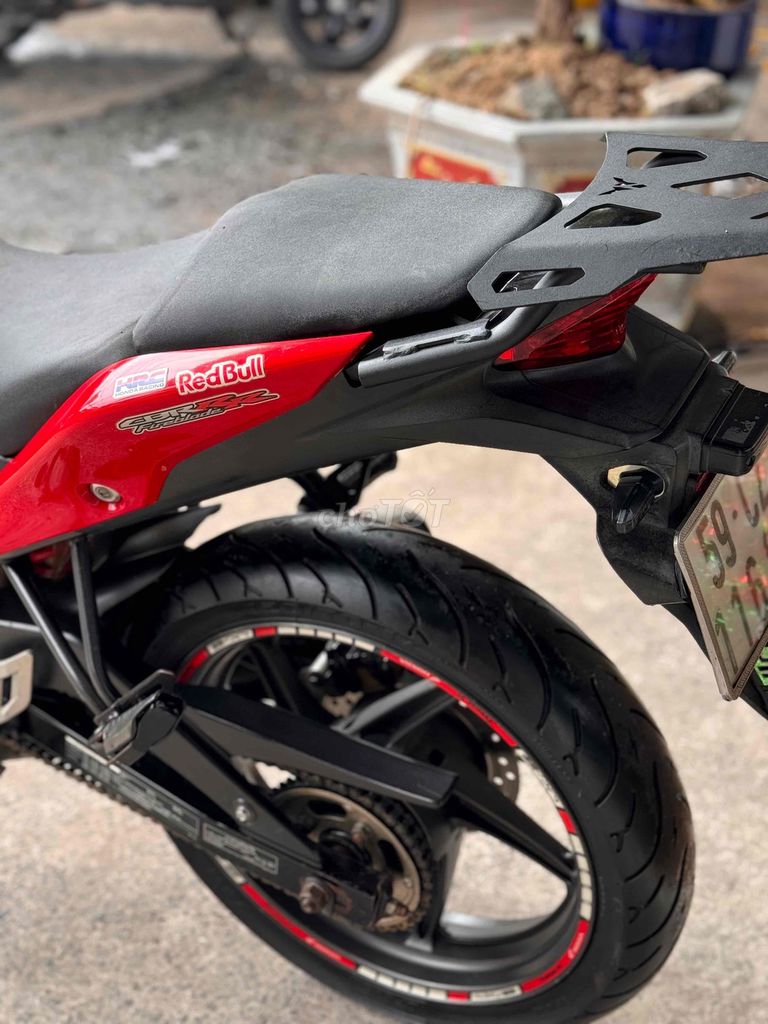 Honda CBR150R 2013 Đỏ 50000 km. Mua bán Xe máy tại Quận Bình Tân Tp Hồ Chí Minh được đăng bởi Việt Motor Bình Tân hình 2
