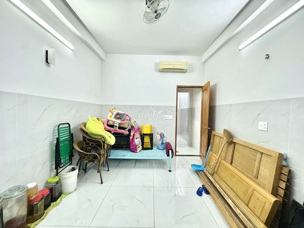 Bán Nhà 4 Tầng, 80m2 - Hẻm Xe Hơi -Lê Văn Việt, Hiệp Phú, TP Thủ Đức