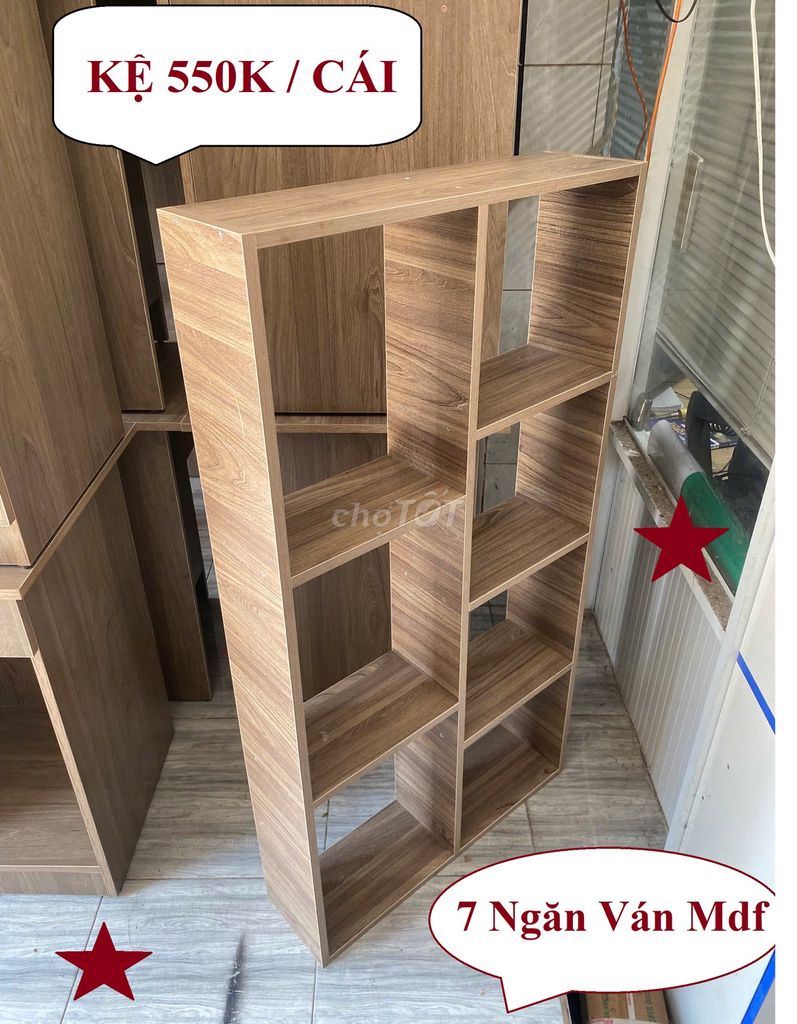 KỆ SÁCH VÁN GỖ 60X120X17CM CÓ 7 NGĂN MÀU NÂU GỖ . Mua bán Tủ, kệ gia đình tại Quận Gò Vấp Tp Hồ Chí Minh được đăng bởi  BÀN GHẾ VĂN PHÒNG VÀ TỦ TRƯNG BÀY SHOP hình 1