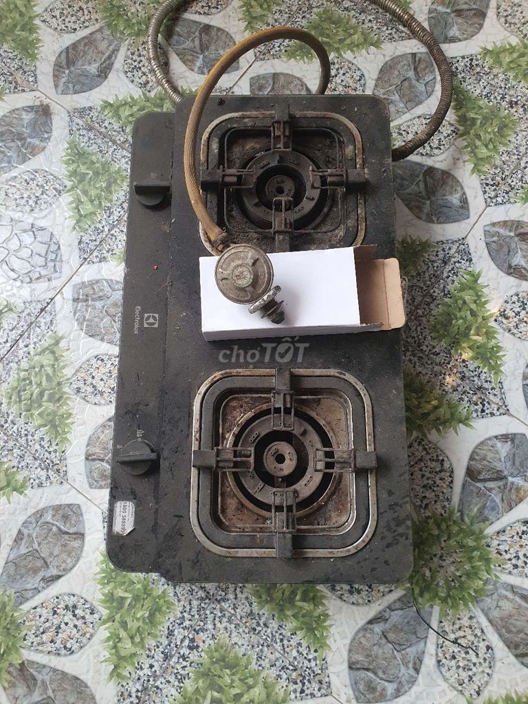 Bếp ga Electrolux 2 lò Đen. Mua bán Bếp, lò, đồ điện nhà bếp tại Huyện Hóc Môn Tp Hồ Chí Minh được đăng bởi Quỳnh Lê hình 1