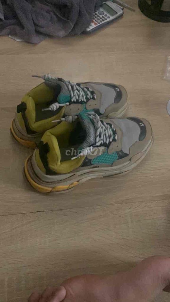 Giày thể thao Balenciaga nhiều màu size 41. Mua bán Giày dép tại Quận Tân Bình Tp Hồ Chí Minh được đăng bởi Tuấn Khangg hình 1