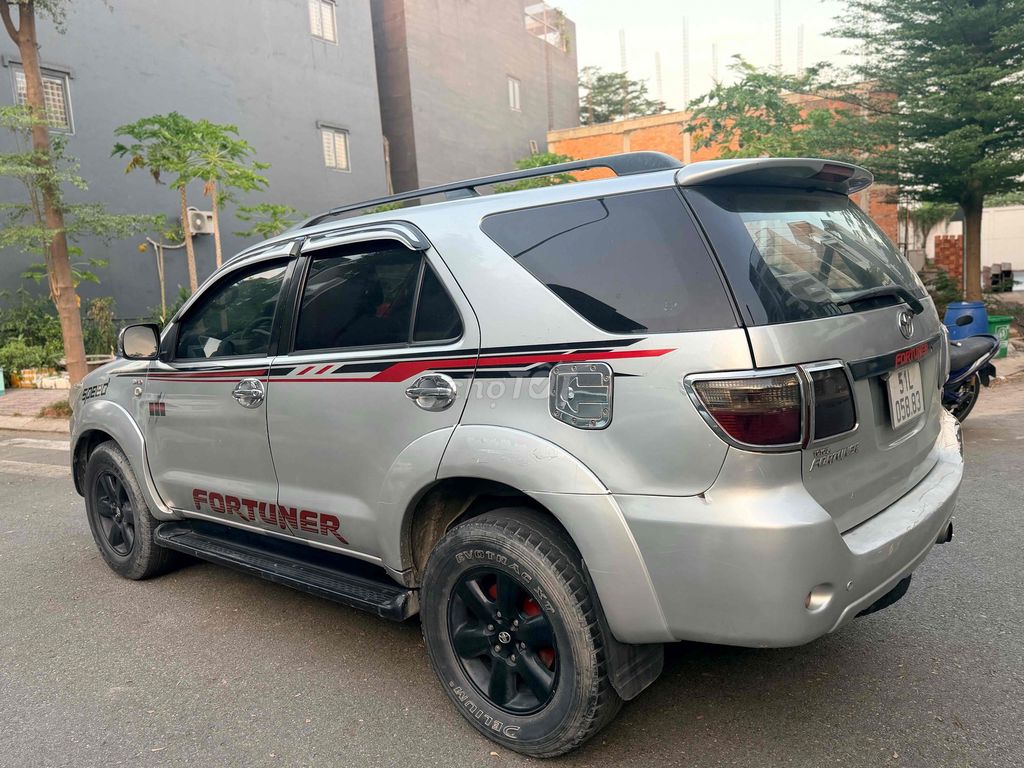 Toyota FOTUNER 2009 máy dầu xe zin máy zin êm rẻ. Mua bán Ô tô tại Thành phố Thuận An Bình Dương được đăng bởi Kim Nam Auto Tom  hình 5