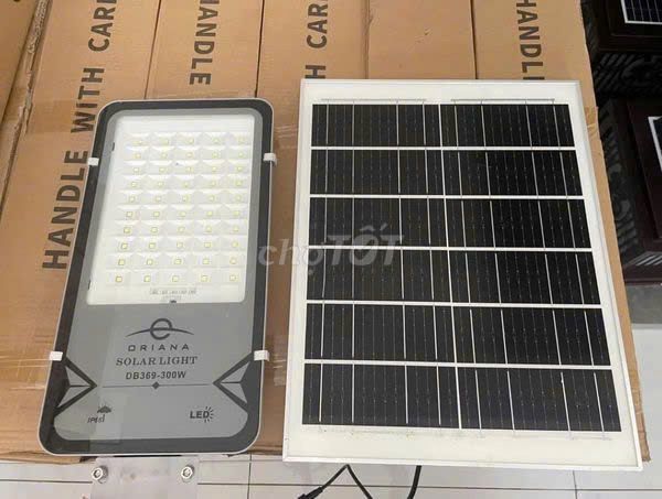 Đèn năng lượng mặt trời ORIANA DB369. Mua bán Đèn tại Thành phố Buôn Ma Thuột Đắk Lắk được đăng bởi Tin Học Ban Mê hình 1