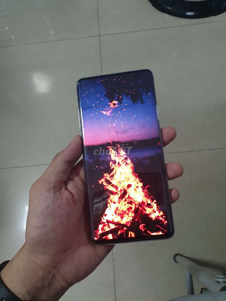 Dư 1 em Samsung S10 5G bản 512gb bộ nhớ. Mua bán Điện thoại tại Quận 12 Tp Hồ Chí Minh được đăng bởi Điện thoại SAMPHONE hình 1