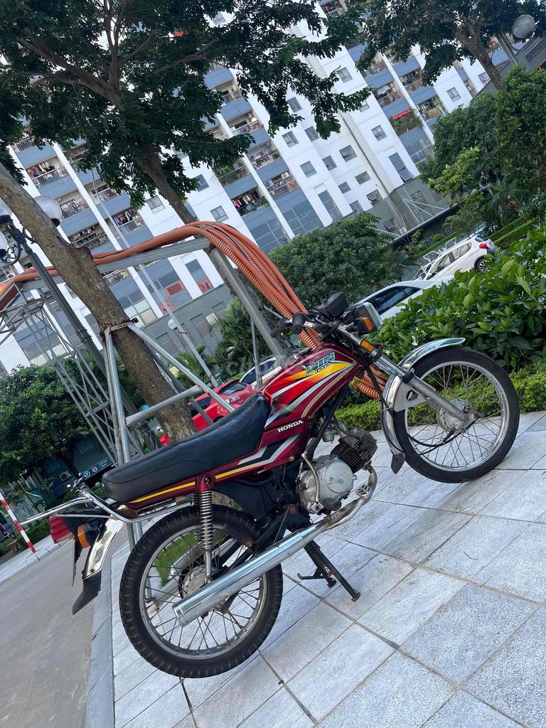 E bán 14 triệu có fix. Win honda 100 máy cực chất. Mua bán Xe máy tại Quận Hà Đông Hà Nội được đăng bởi Vạn Tín hình 5