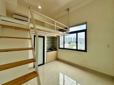 Gác lửng đón nắng sạch thoáng tại Hoàng Hoa Thám gần ngã 4 Bảy Hiền