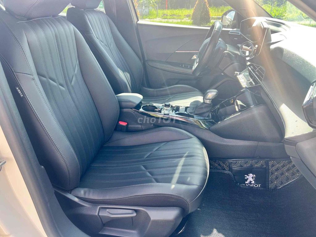 Peugeot 2008 2021 1.2 GT-Line - 62.000km Hãng. Mua bán Ô tô tại Quận Cái Răng Cần Thơ được đăng bởi Xe Hơi Cần Thơ hình 11