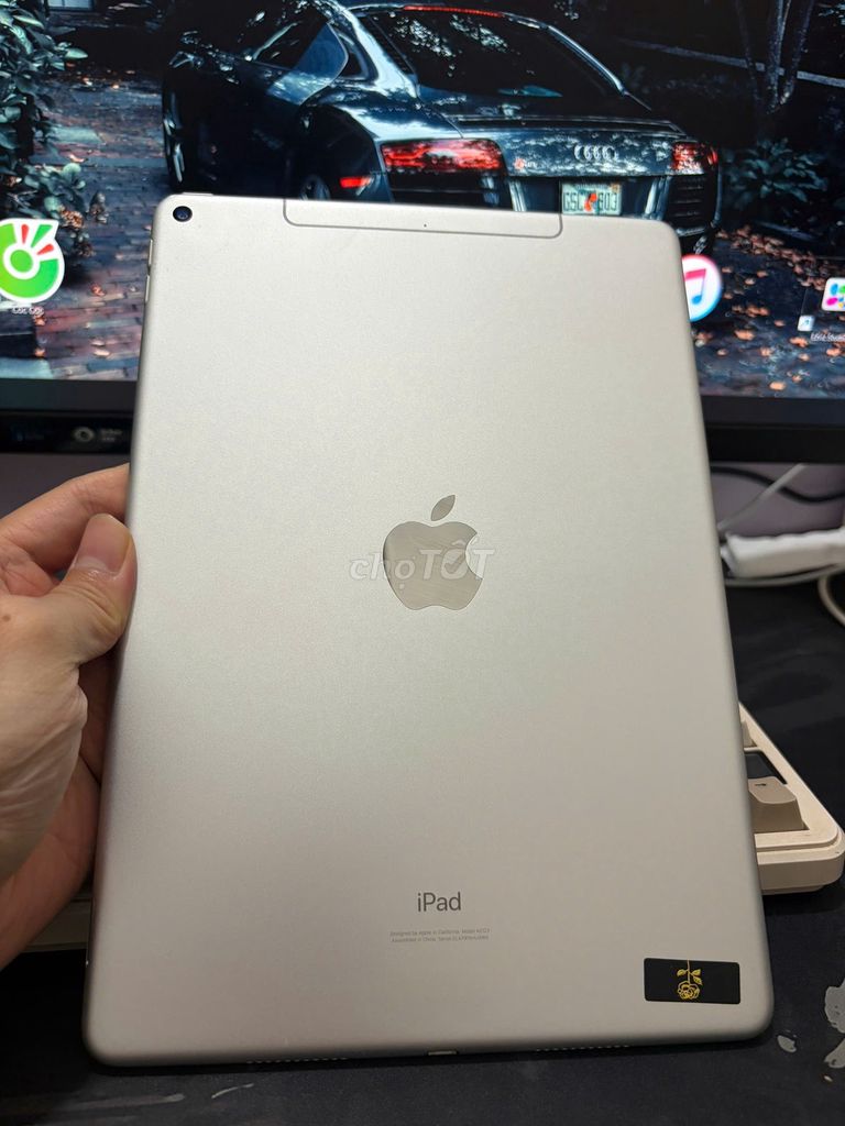 iPad Air 3 màu bạc bản 64GB đủ Wifi + Sim. Mua bán Máy tính bảng tại Quận Cầu Giấy Hà Nội được đăng bởi Hàn Trâm hình 1