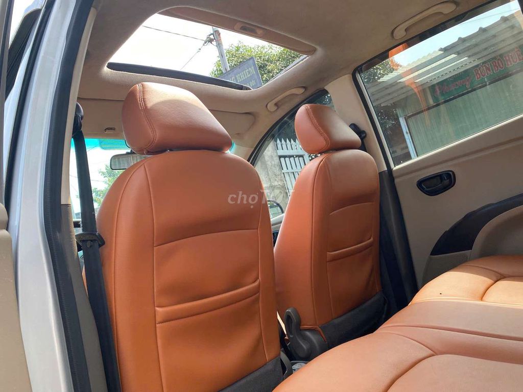 2011 1.2 AT - 142000 km. Mua bán Ô tô tại Huyện Trảng Bom Đồng Nai được đăng bởi khiem .Ai coi hàng Bấm vào hình ảnh này hình 7