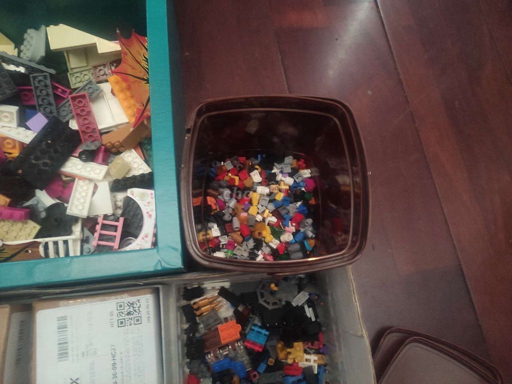 Cần bán gạch non lego