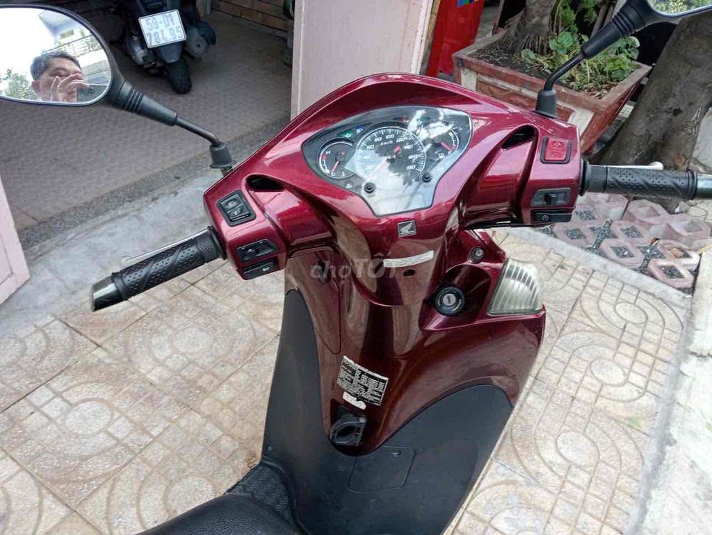 Honda SH 300i 2007 Đỏ. Mua bán Xe máy tại Quận Tân Phú Tp Hồ Chí Minh được đăng bởi LD hình 4