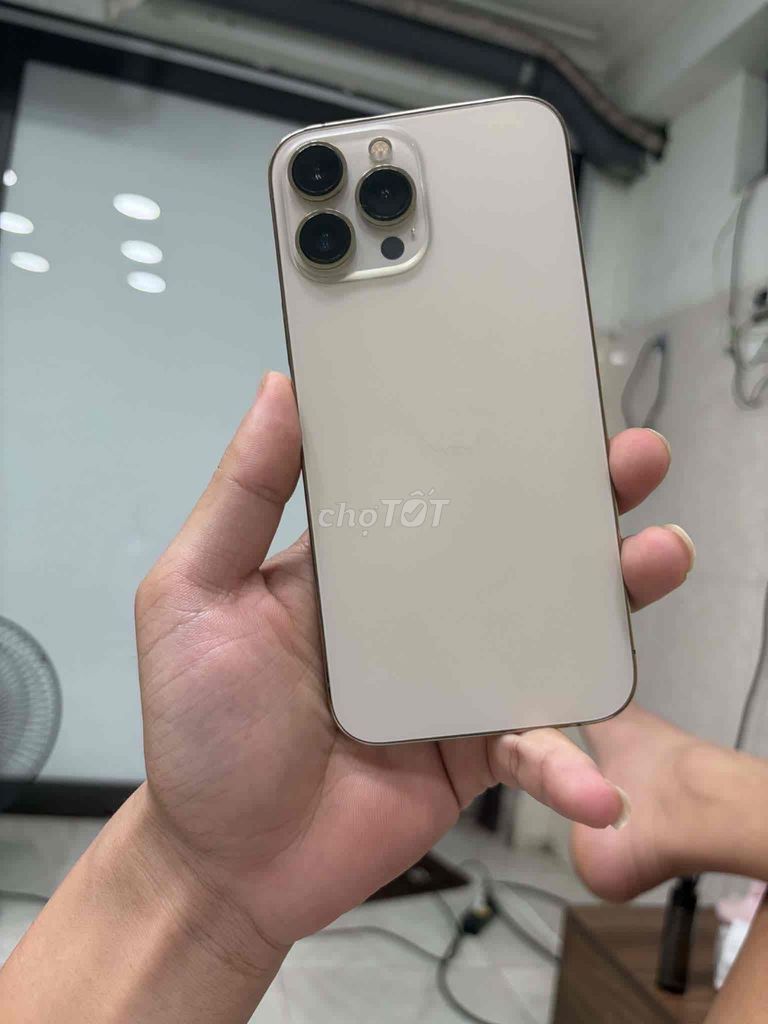 Apple iPhone 13 Pro Max Vàng. Mua bán Điện thoại tại Quận Nam Từ Liêm Hà Nội được đăng bởi Hiếu Phạm hình 1