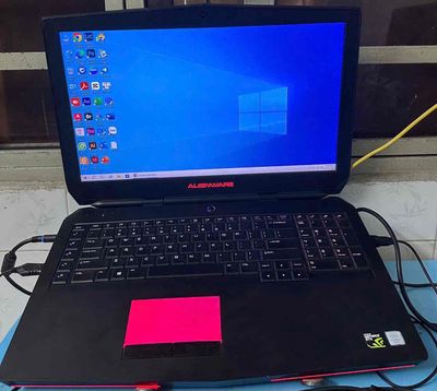 Dell Alienware 17R3 Gaming I7 6820Hk Gtx 980M 8GD5