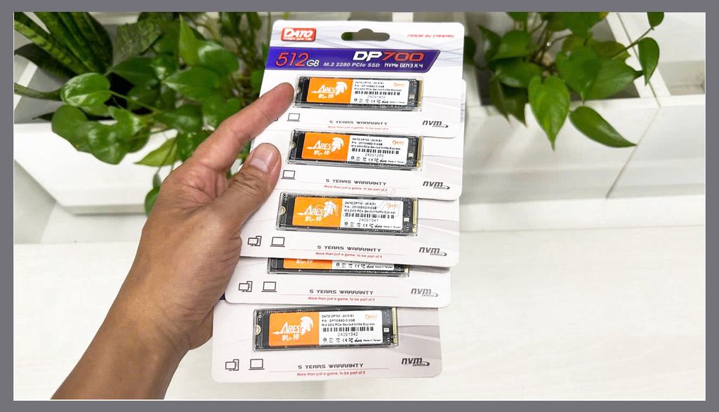 Còn chục ổ cứng NVME 512GB new box hãng